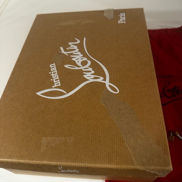 Christian Louboutin Two Tone Laser Cut Patent and Leather Veramucha Pumps SZ 39 - Picture 6 of 7